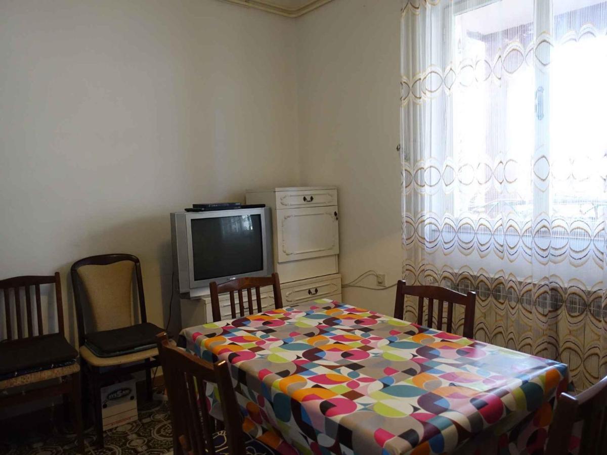Apartment In Omisalj - Insel Krk 39736 Kültér fotó