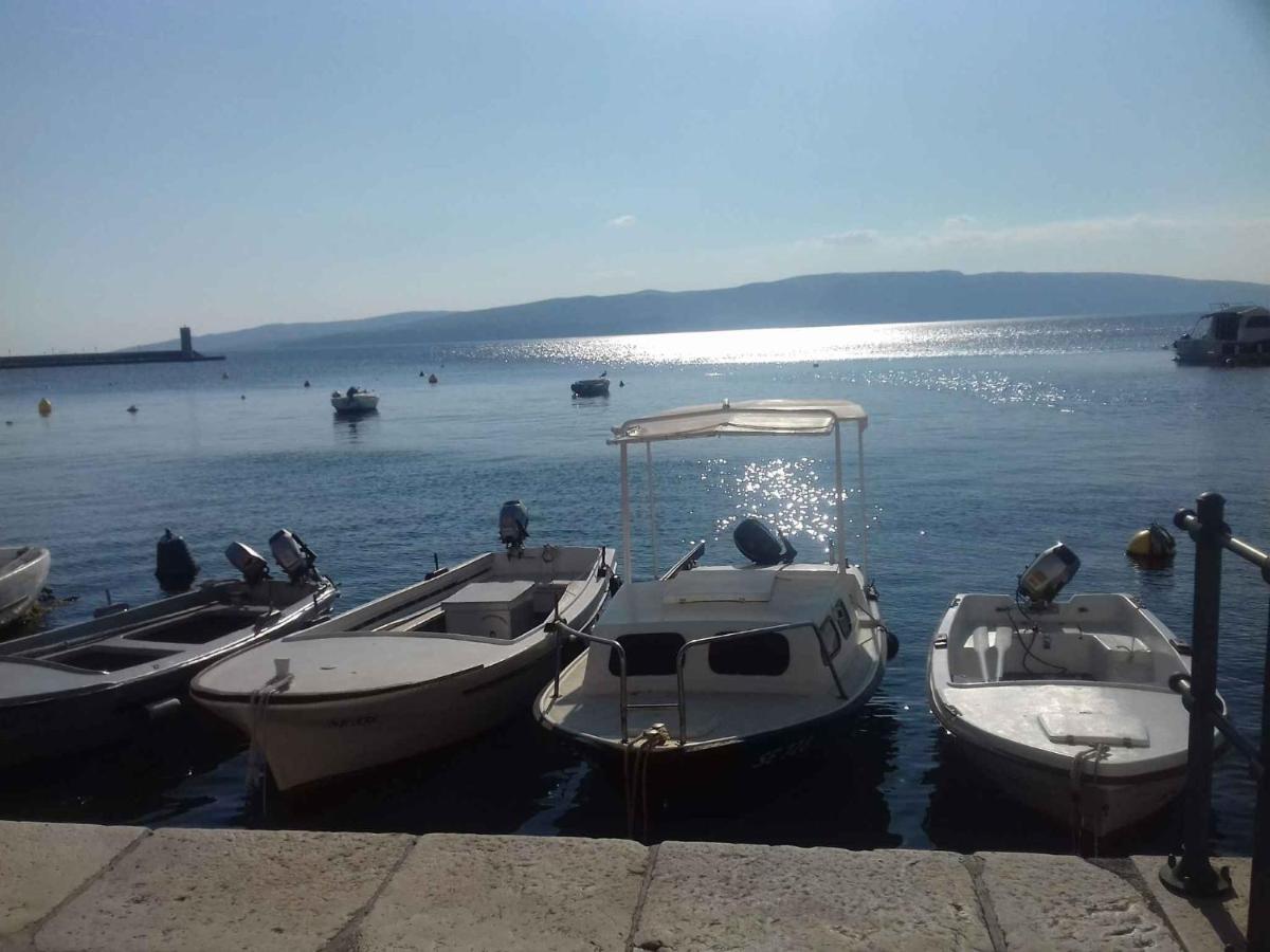 Apartment In Omisalj - Insel Krk 39736 Kültér fotó